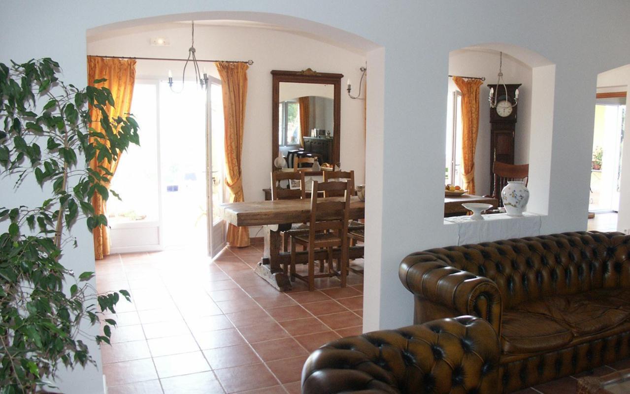 Bastide Saint Bernard Bed & Breakfast Le Thoronet Bagian luar foto