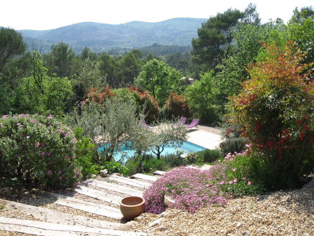 Bastide Saint Bernard Bed & Breakfast Le Thoronet Bagian luar foto
